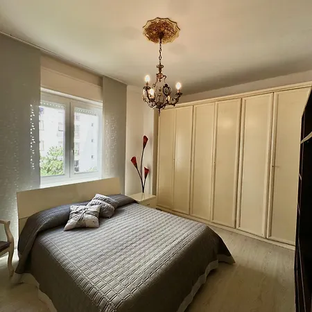 Apartment Romeo 2 Livorno