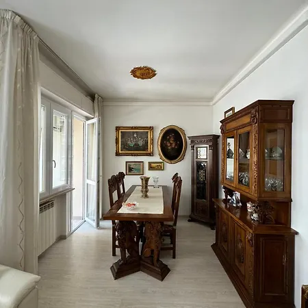 Apartment Romeo 2 Livorno